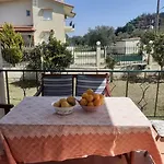 Rent Your Own House In Pefki/evoia. Διαμέρισμα Πευκί