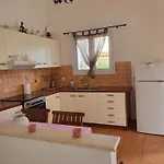 Rent Your Own House In Pefki/evoia. Διαμέρισμα Πευκί