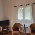 Rent Your Own House In Pefki/evoia. Διαμέρισμα Πευκί