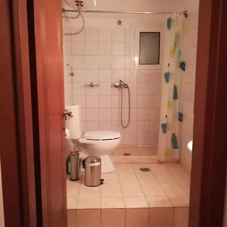 شقة Rent Your Own House In Pefki/evoia. بيفكي