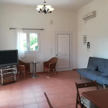شقة Rent Your Own House In Pefki/evoia. بيفكي