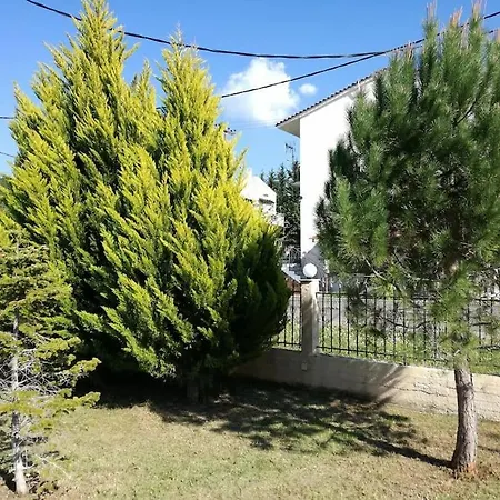 Rent Your Own House In Pefki/evoia. * بيفكي