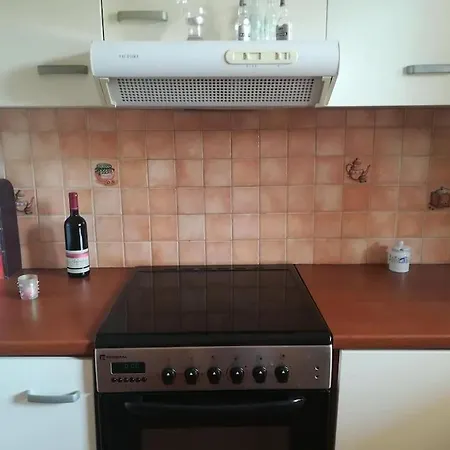 شقة Rent Your Own House In Pefki/evoia.