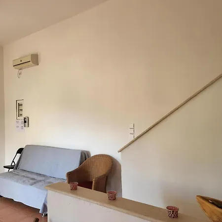 Apartamento Relaxing Summer House With Garden & Private Parking 4 Min From In *