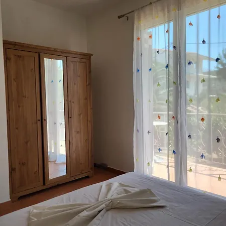 Relaxing Summer House With Garden & Private Parking 4 Min From In Pefki (Evia)